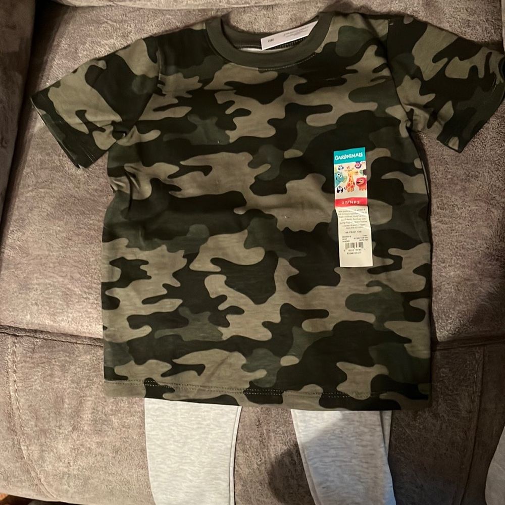 Garanimals 2T camouflage shirt and gray pants New with Tags